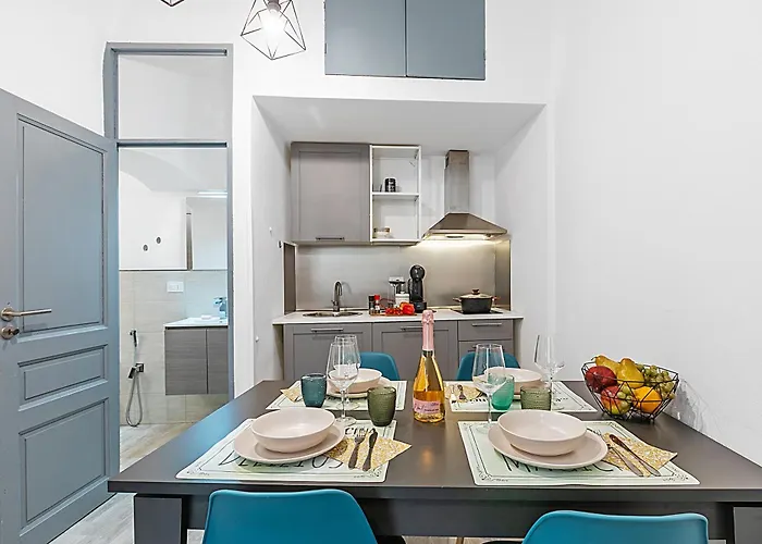 Saro House - Happy Apartament San Remo