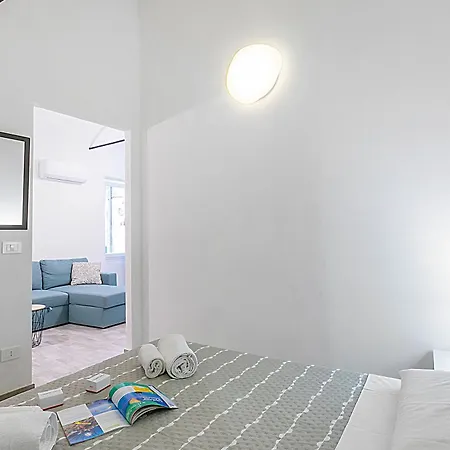 Saro House, Centre Apartment For 6 - Happy Rentals سانريمو