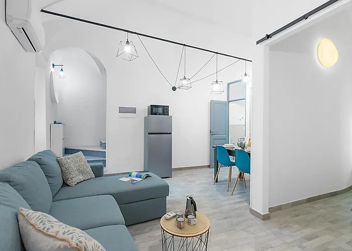 Saro House - Happy * سانريمو